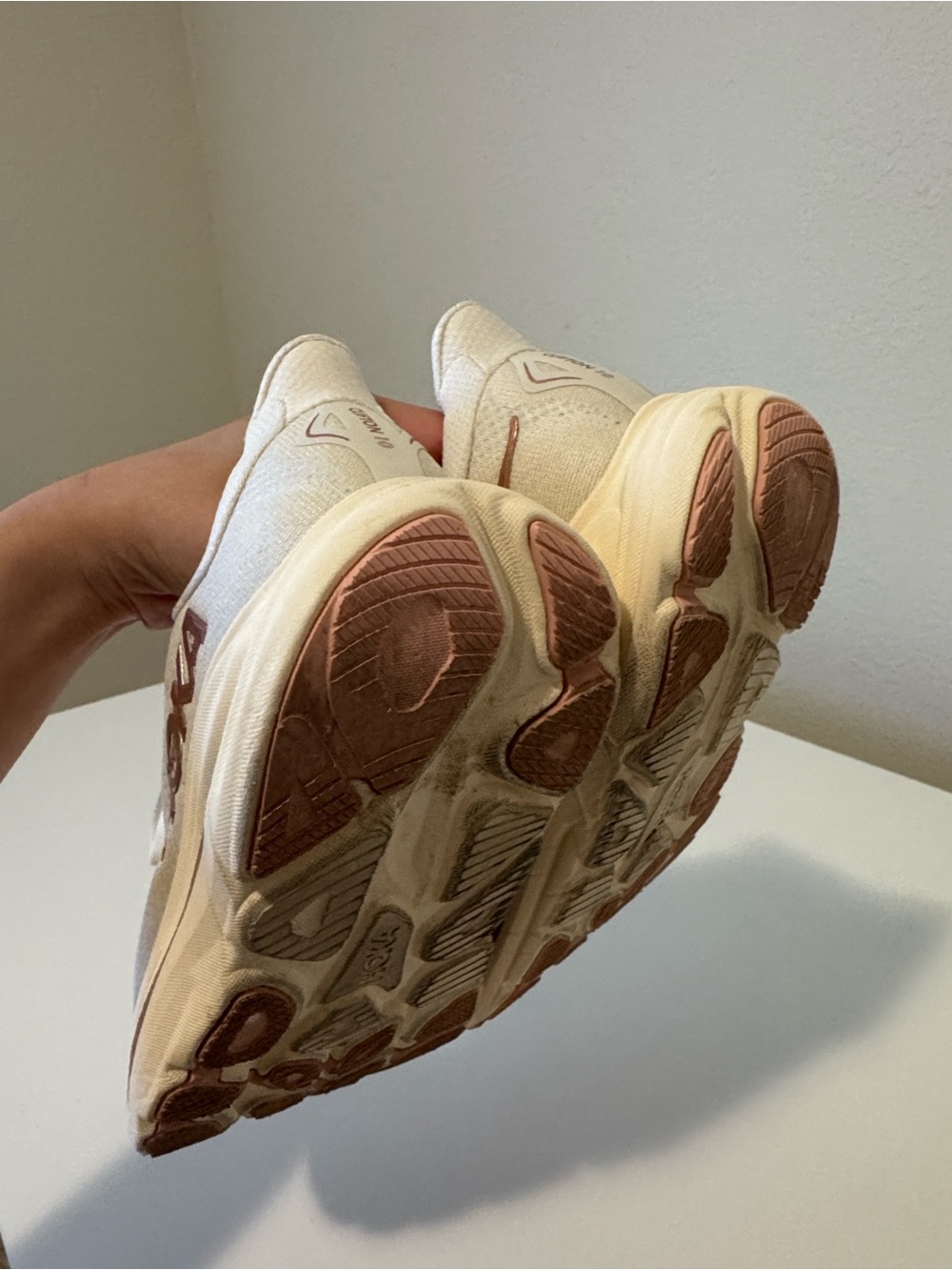 Women's HOKA Clifton 10 - Picture 7 of 8